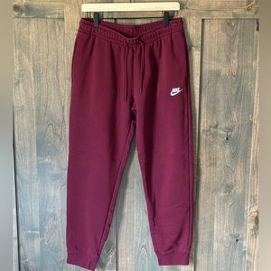 NWOT Nike Women’s Joggers